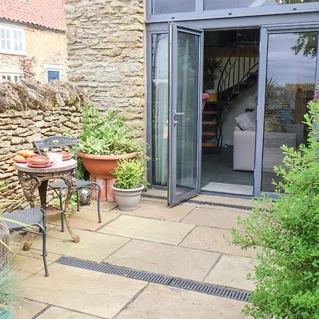 Vakantiehuis The Nail Shed *